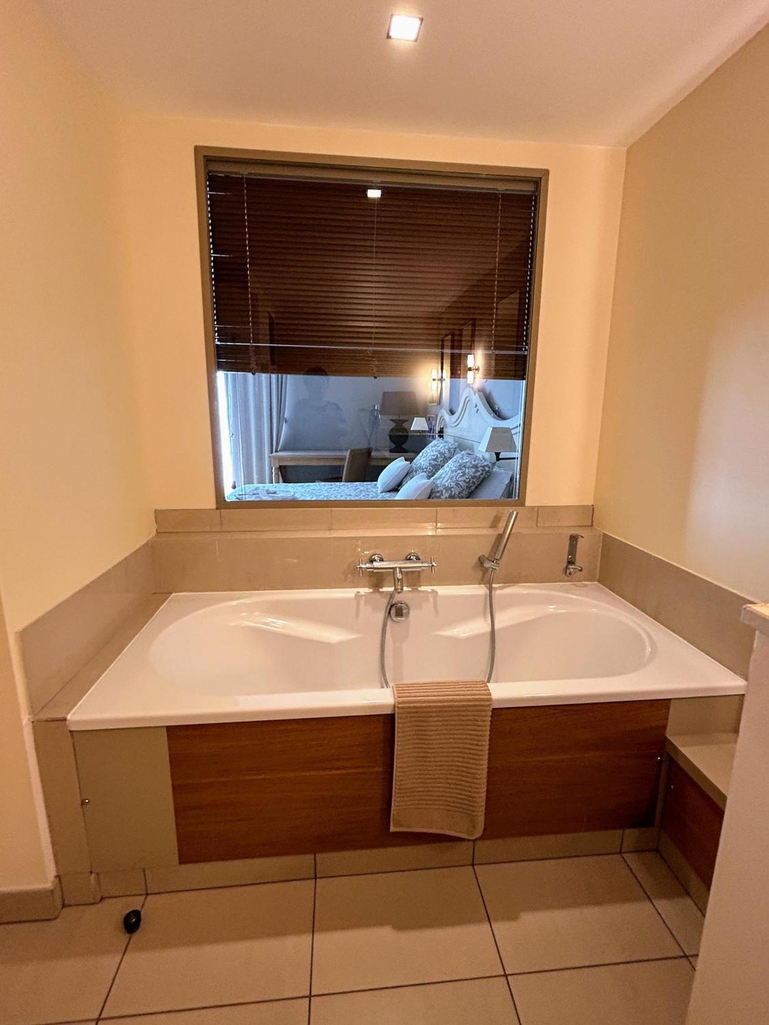 Suite Superieure Domaine Du Golf St Endreol, 1 A 2 Personnes La Motte Extérieur photo